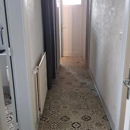 A 2 Pas Du Lac Apartment