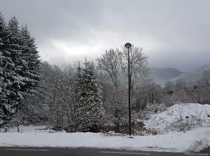 A 2 Pas Du 아파트